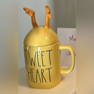 Rae Dunn Tweet Heart mug with topper